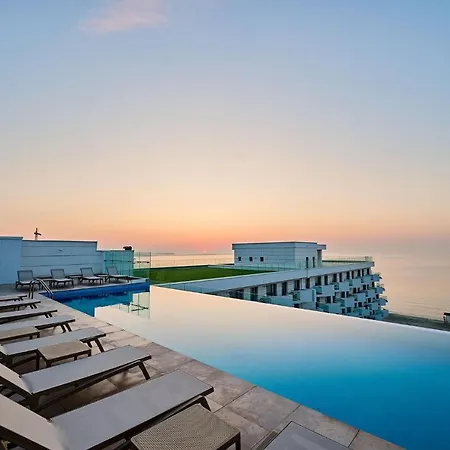 דירה Seaview Luxury In Infinity מאמאיה